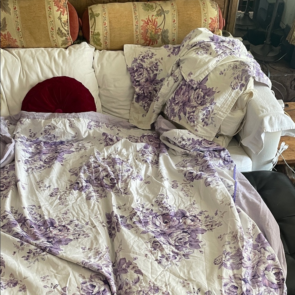 100% Cotton Vintage Comforter cover. Floral Purple and Striped.